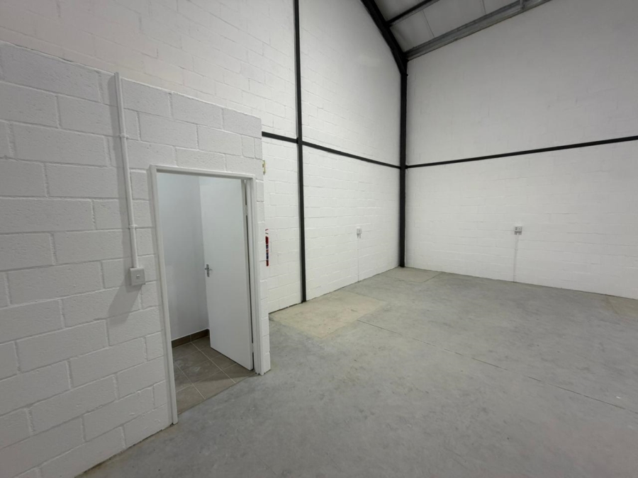 To Let Commercial Property for Rent in Fisantekraal Western Cape